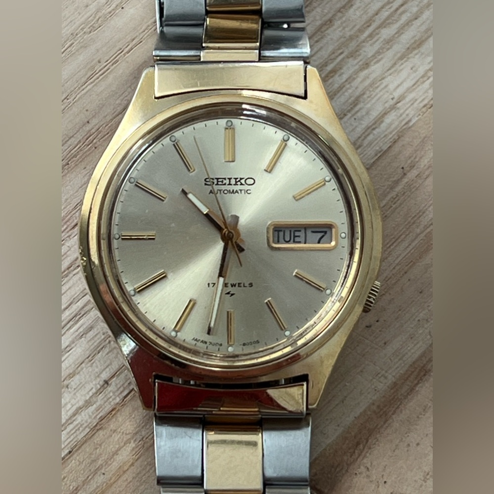 Seiko Automatic 17 Jewels Rare Vintage Men's Watch Gold-Dial Two-Tone Bracelet - Picture 3 of 14